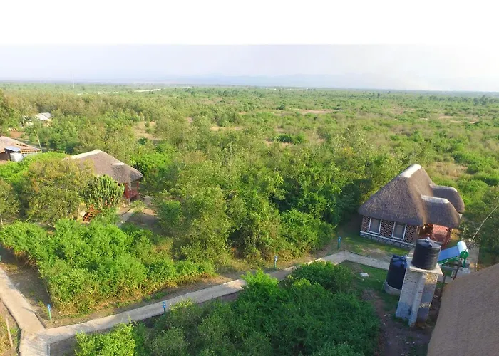 Irungu Forest Safari Lodge