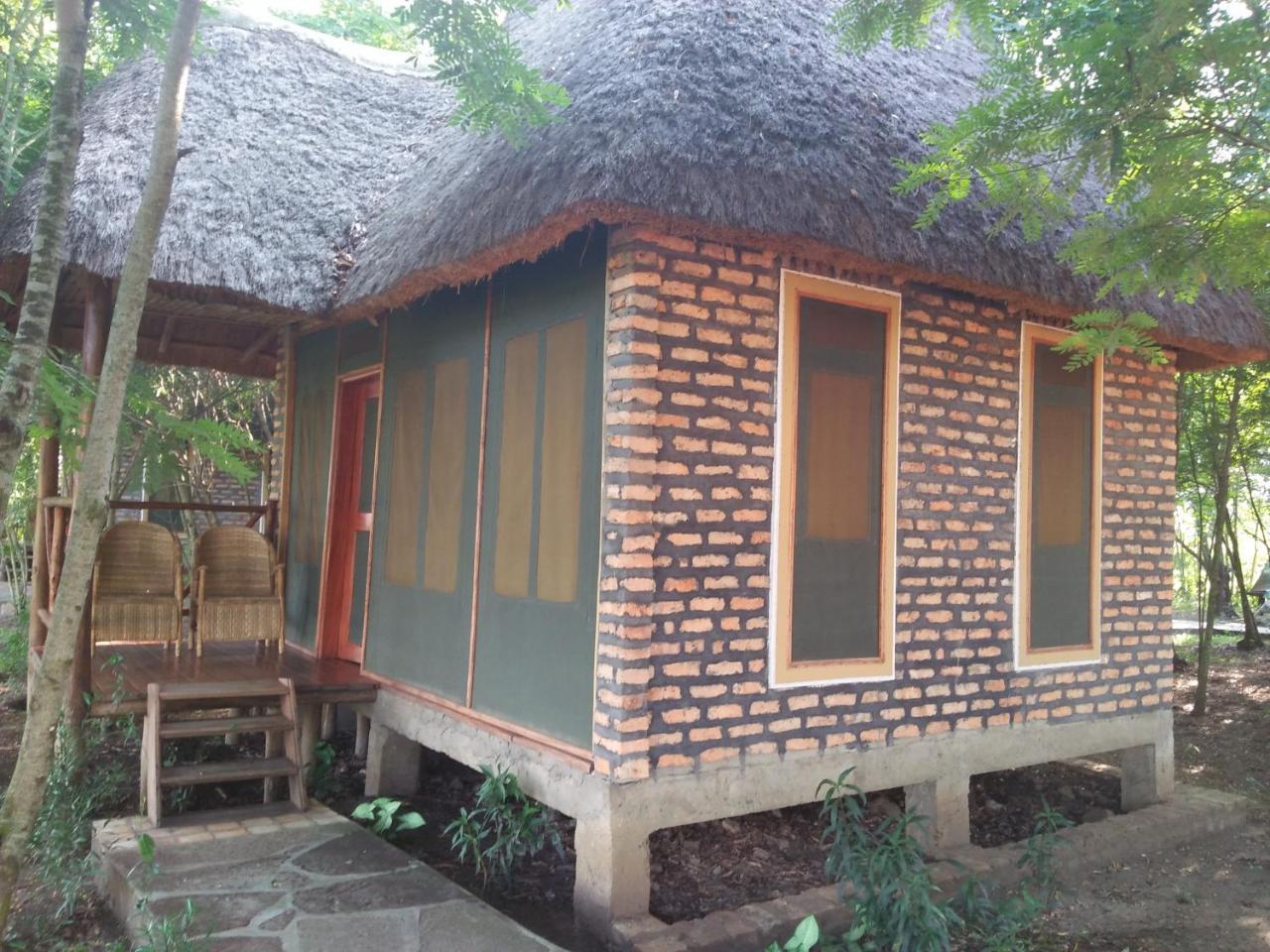 Irungu Forest Safari Lodge